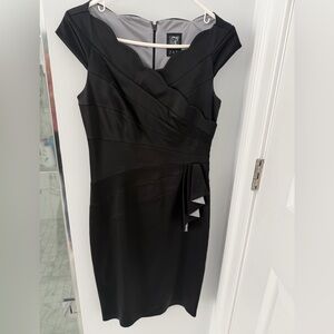 Jax Black V-Neck Scalloped Sheath Midi Dress